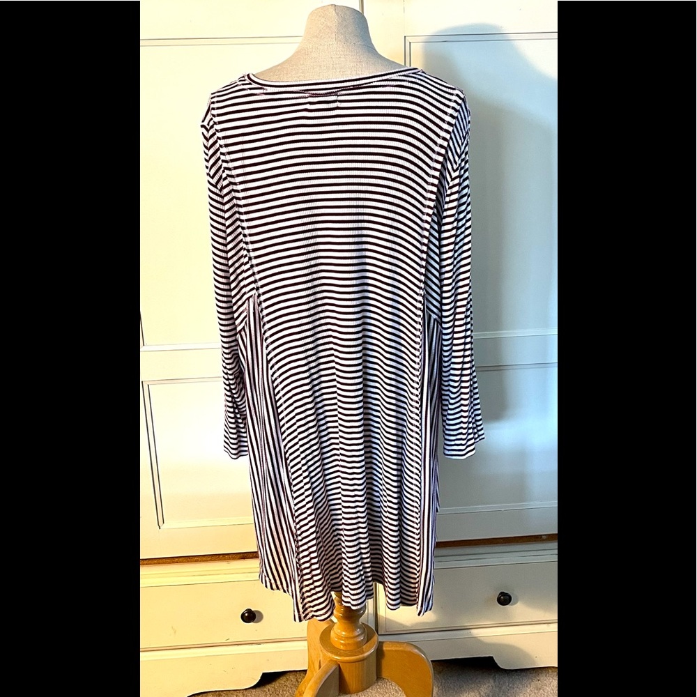 Eyelash Striped Tunic - Picture 2 of 9